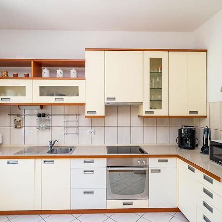 Ponte Apartment 奥拉萨奇 外观 照片